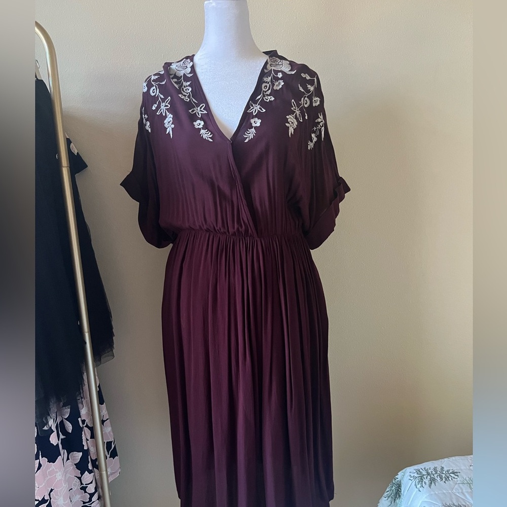 Mi Ami Midi Dress Size S